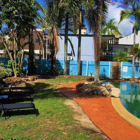 Reef Backpackers Vandrarhem Cairns Exteriör bild