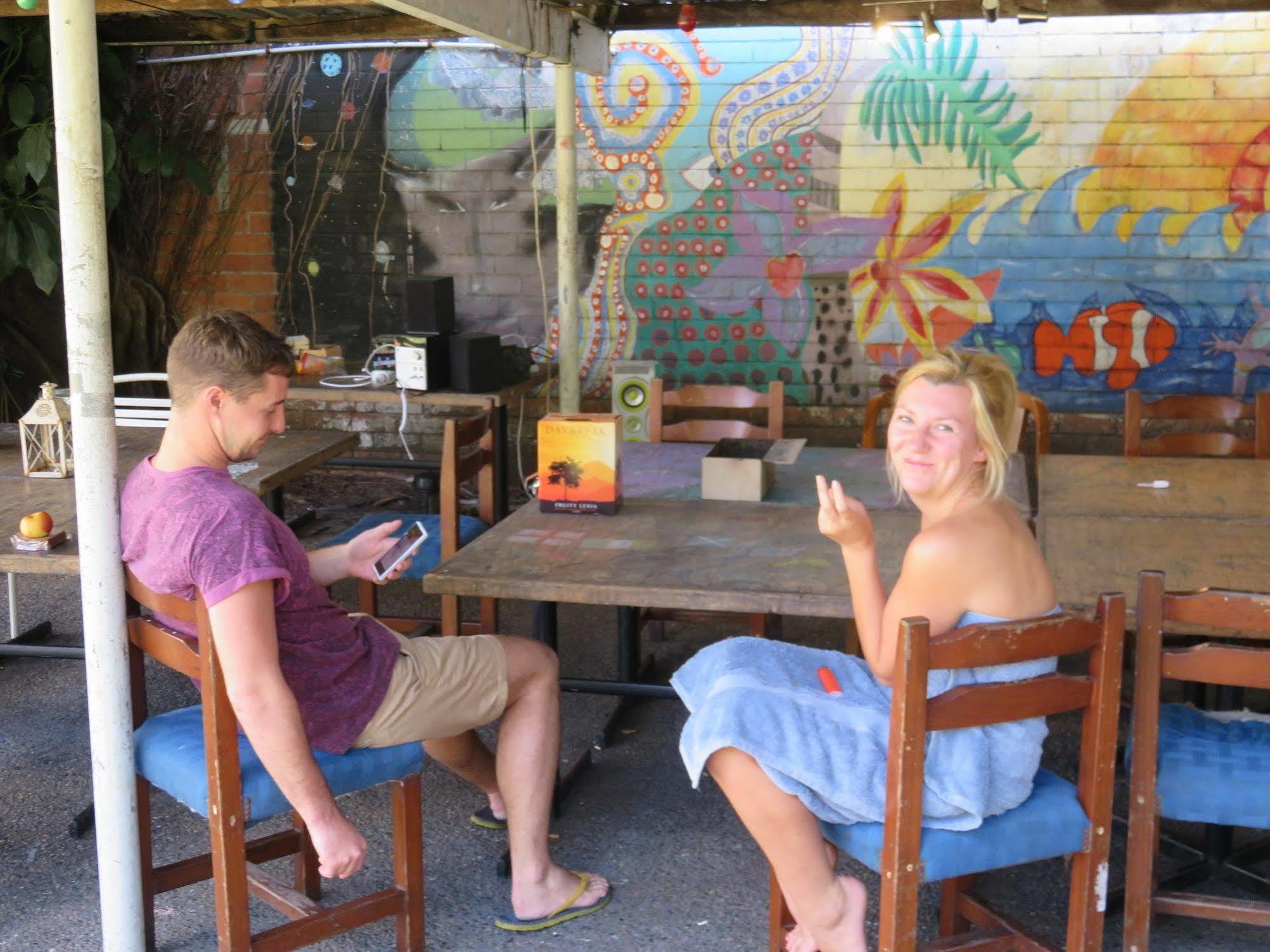Reef Backpackers Vandrarhem Cairns Exteriör bild