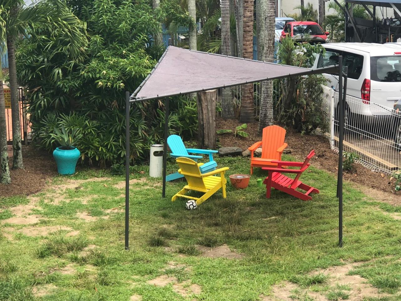 Reef Backpackers Vandrarhem Cairns Exteriör bild