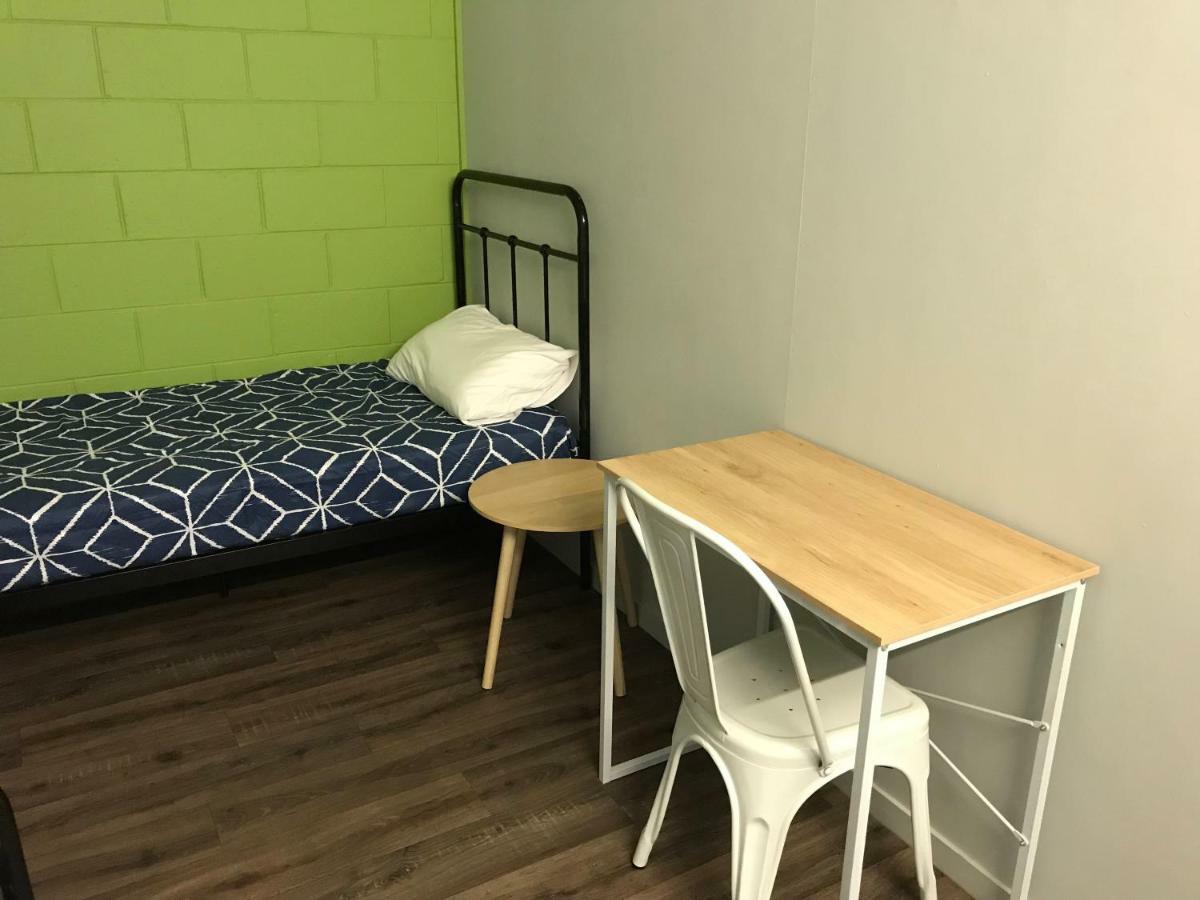 Reef Backpackers Vandrarhem Cairns Exteriör bild